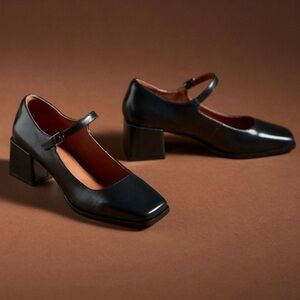 NIB Intentionally Blank Christopher Mary Jane Heels Sz 10 Black